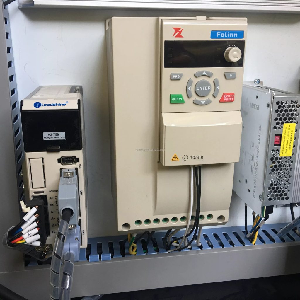 Double-process pneumatic tool change cnc router machine for sale