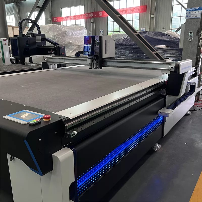 Double shaft technical support Oscillating Knife Cutting Machine for Plastic