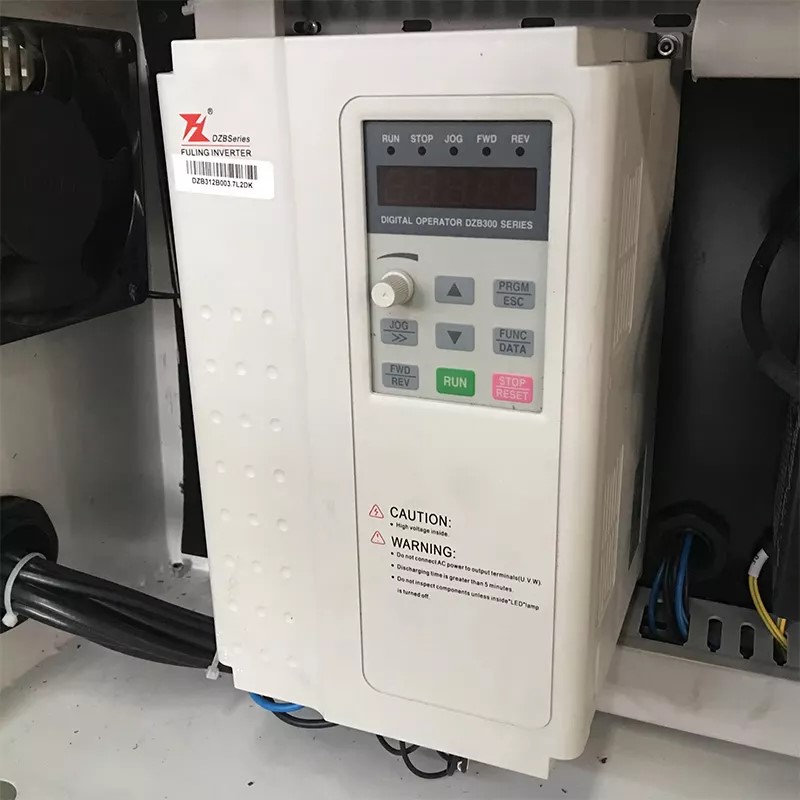 3 Spindles Pneumatic Tool Changing Cnc Router Machine