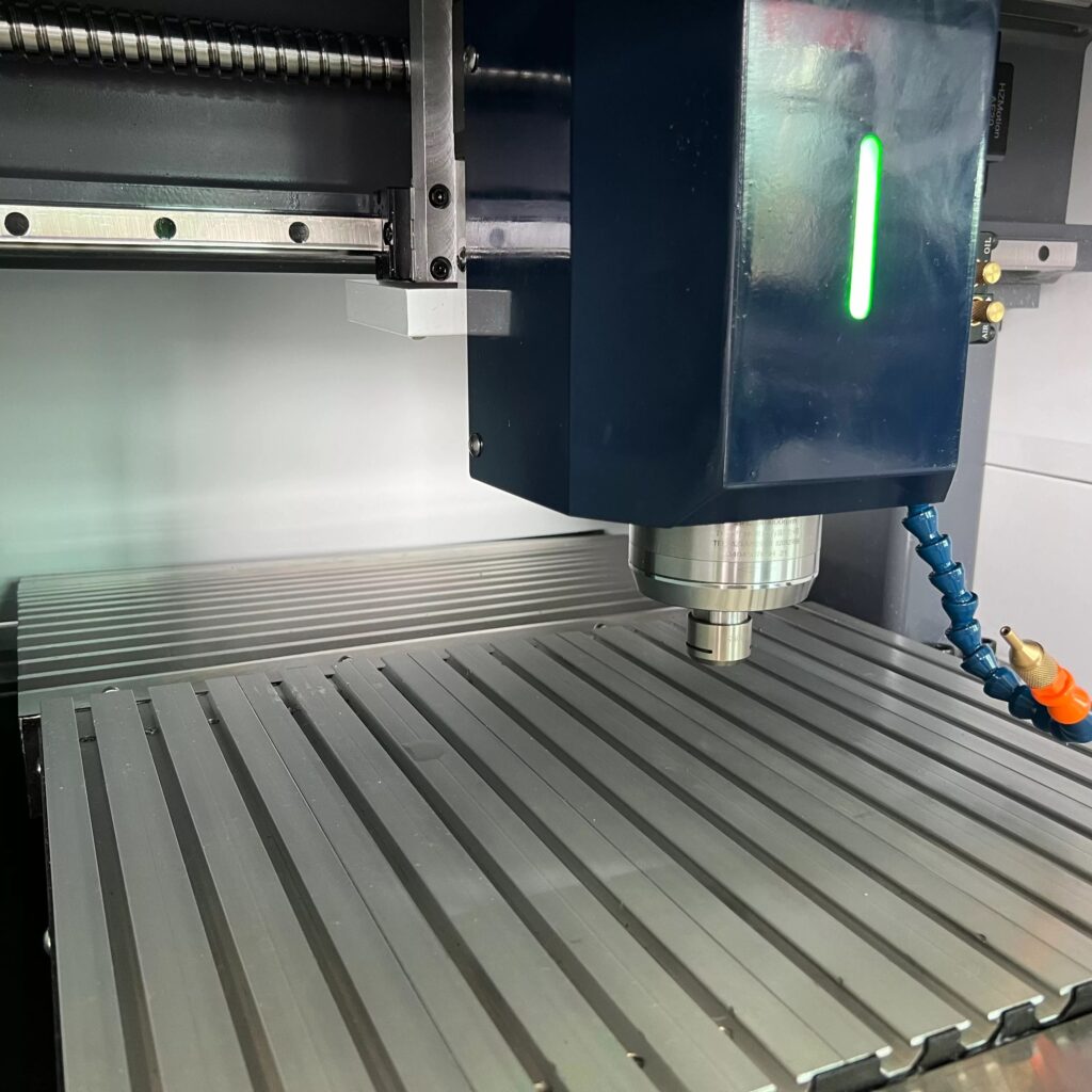 3-Axis High Precision Cnc Milling Machine with Aluminum
