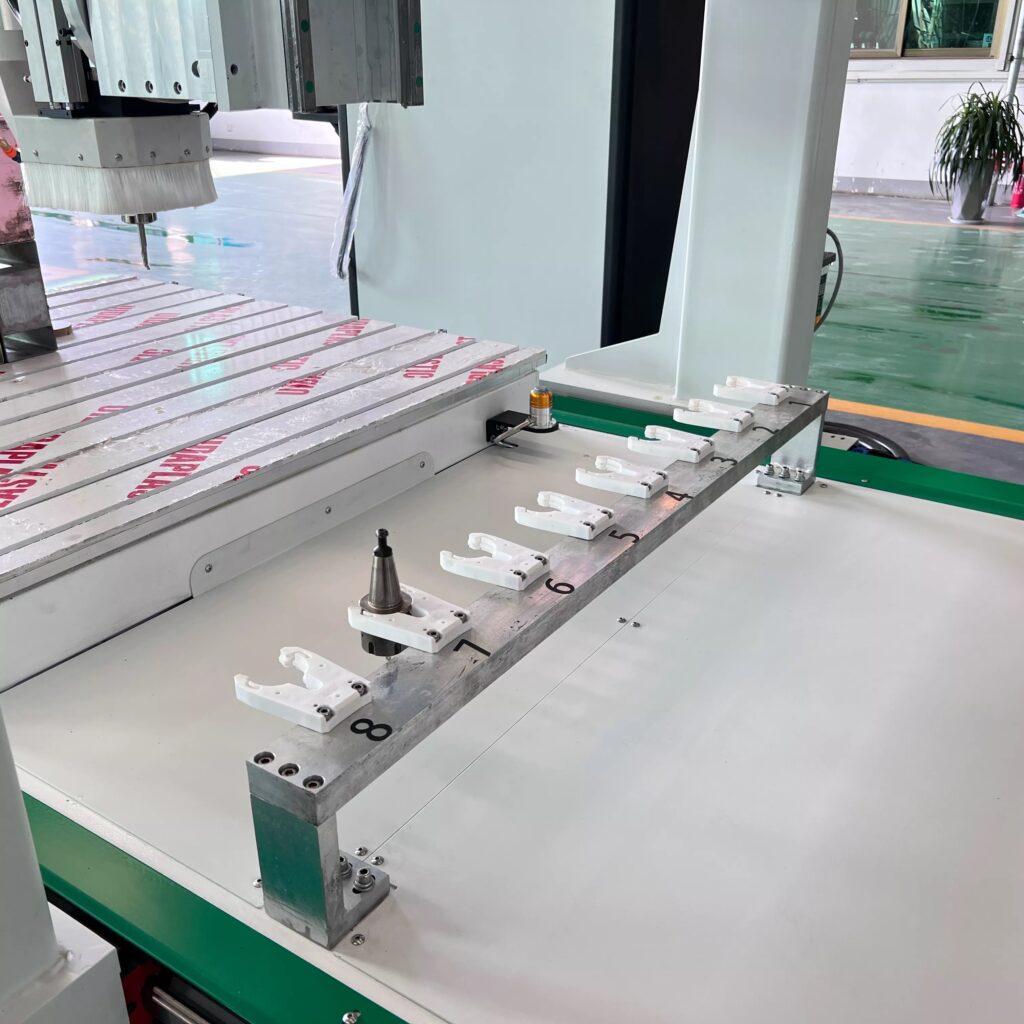 High-Precision Four-axis CNC Wood Router Machine with 180° Swing Head